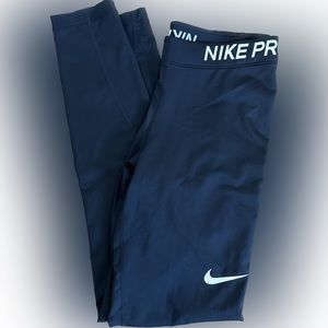 Woman’s Nike Pro Dri-Fit leggings